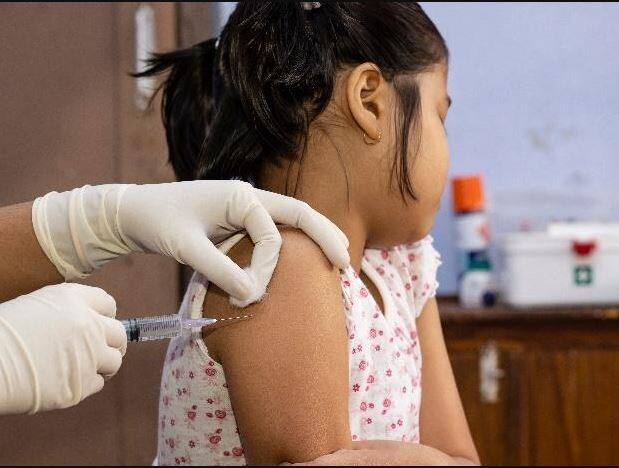 NTAGI panel gave permission for use of Corbevax Covaxin for kids aged 5-12 years Covid-19 Vaccination : 5-12 वर्षे वयोगटातील मुलांच्या लसीकरणाचा मार्ग मोकळा; कॉर्बेवॅक्स, कोवॅक्सिन लसीच्या वापराला मंजुरी