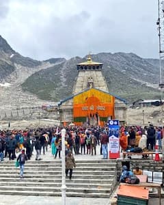 Kedarnath Dham: ‘जय केदार’ के नारों से गूंजा केदार धाम, सीएम धामी समेत हजारों भक्तों ने किए बाबा के दर्शन, देखिए तस्वीरें