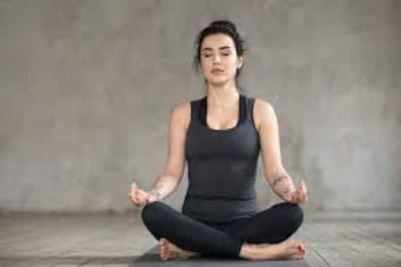 Pranayama for High BP: हाई ब्लड प्रेशर को कंट्रोल करने के लिए ये प्राणायाम है बेस्ट, मार्निंग रूटीन में करें शामिल Pranayama for High BP: हाई ब्लड प्रेशर को कंट्रोल करने के लिए ये प्राणायाम है बेस्ट, मार्निंग रूटीन में करें शामिल