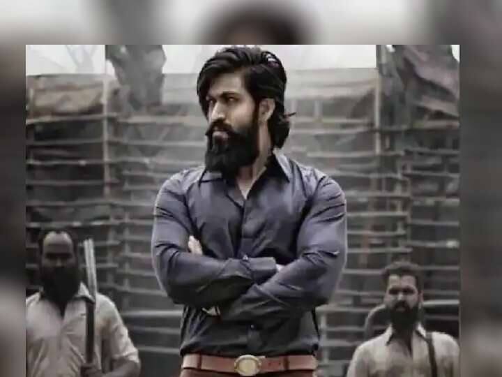 KGF 2 Breaks Record KGF 2 is a second highest-grossing films in Hindi after Baahubali 2 KGF 2 Breaks Record: ‘केजीएफ 2’ची बॉक्स ऑफिसवर हवा! ‘RRR’ला मागे टाकत ‘रॉकी भाई’चा नवा रेकॉर्ड!