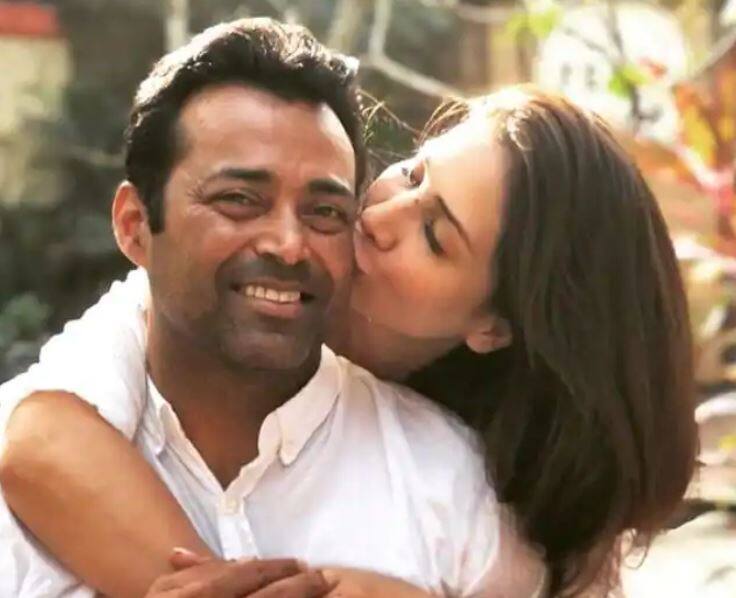 kim sharma leander paes court marriage on the cards for kim sharma leander paes kim Sharma-Leander Paes: લિએન્ડર પેસ અને અભિનેત્રી કિમ શર્મા  ટૂંક સમયમાં લગ્ન કરે તેવી શક્યતા ?