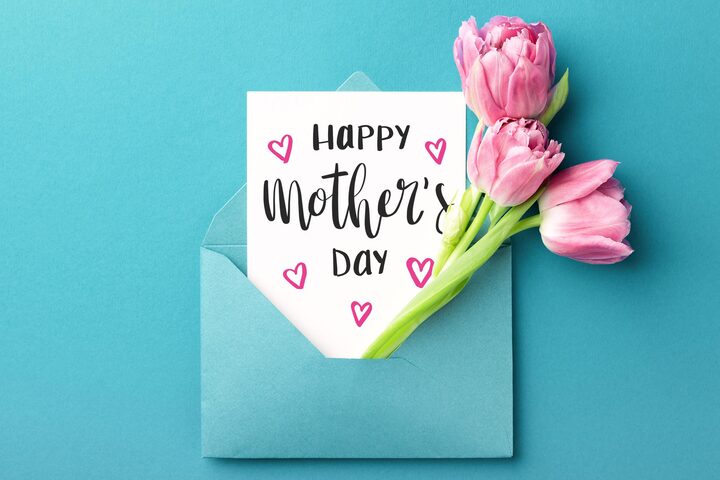 Mothers Day 2022 Wishes: அன்னையர் தின ஸ்டேட்டஸ் போட்டுட்டீங்களா?... இந்தாங்க, வாழ்த்து அட்டைகள், புகைப்படங்கள், குவோட்ஸ்!