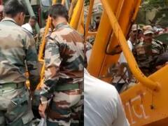 Mathura Accident: मथुरा में ड्राइवर की लापरवाही से क्रेन के नीचे फंसा बाइक सवार, कड़ी मशक्कत के बाद आर्मी के जवानों ने किया रेस्क्यू