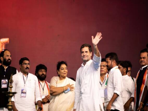In Pics : వరంగల్ లో కాంగ్రెస్ రైతు సంఘర్షణ సభ, హాజరైన రాహుల్ గాంధీ In Pics : వరంగల్ లో కాంగ్రెస్ రైతు సంఘర్షణ సభ, హాజరైన రాహుల్ గాంధీ