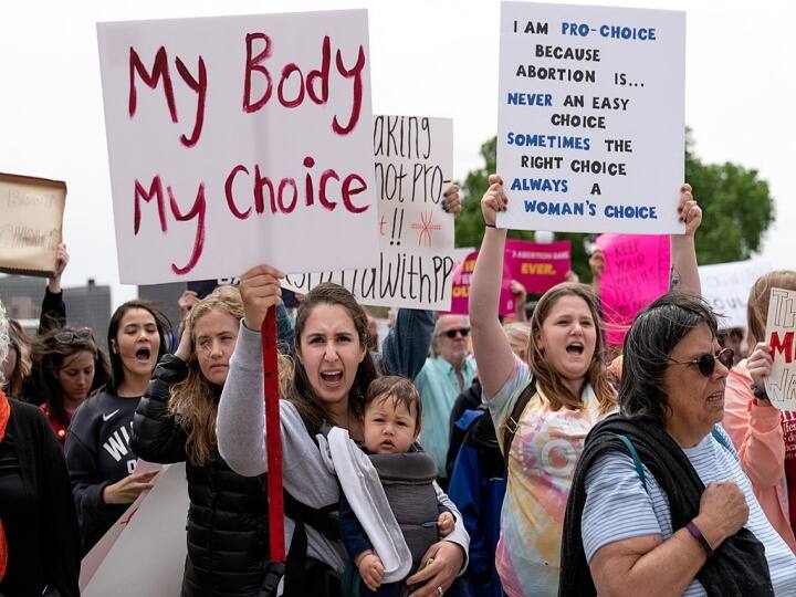 Erosion of Abortion Rights Gathers Pace Around World As US Signals New Era Abortion Law in USA: అమెరికాను ఊపేస్తోన్న 'అబార్షన్' షాక్- సుప్రీం కోర్టు తీర్పు లీక్