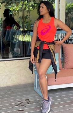 Eesha Rebba pics: லேடியோ பியூட்டிஃபுல் லேடியோ - ஈஷா ரெப்பா லேட்டஸ்ட் க்ளிக்ஸ்