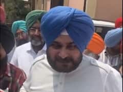 Navjot Singh Sidhu: లొంగిపోవడానికి సమయం కోరిన సిద్ధూ- నో చెప్పిన కోర్టు!