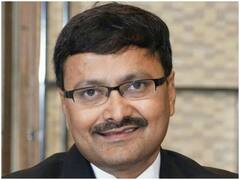 आखिर कौन है भारत पारेख, जिनकी LIC से कमाई इतनी है कि चेयरमैन के बराबर है!