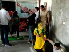 Bijnor News: बिजनौर में स्पा सेंटर पर पुलिस की छापेमारी, संदिग्ध हालत में पकड़े गए 9 लड़के और 5 लड़कियां