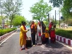 Kanpur Dehat: दबंगों से परेशान परिवार ने किया पलायन का फैसला, रो-रो कर सीएम से लगाई गुहार, जानिए पूरा मामला