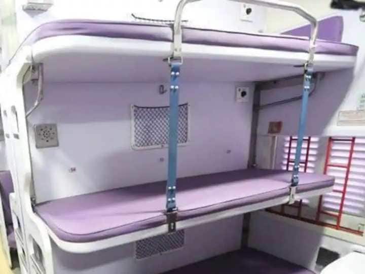 know the railways rules for opening middle seat during travel in train ट्रेन में लोअर बर्थ है तो जानिए- कब से तक आप सीट पर सो सकते हैं, बाकी वक़्त साथी यात्रियों को बैठाना होगा