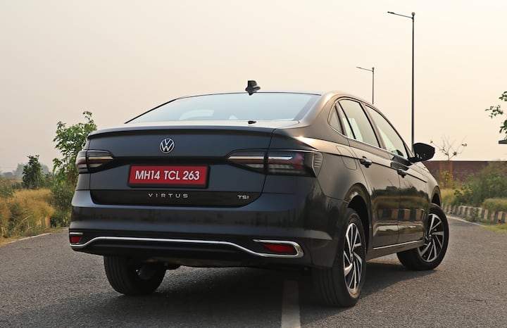 Virtus সেডান Taigun-এর মতোই ইন্ডিয়ায় ফক্সওয়াগনের 2.0 MQB A0 IN প্ল্যাটফর্মের উপর ভিত্তি করে তৈরি করা হয়েছে।