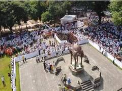 Shahu Maharaj : लोकराजाला अनोखं वंदन; 100 सेकंद सगळं स्तब्ध, राजर्षिंच्या कार्याचं स्मरण