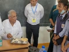 Chhattisgarh: बच्चों की जिद नहीं टाल सके CM भूपेश बघेल, खाया टिफिन का खाना और हेलीकॉप्टर में भी घुमाया