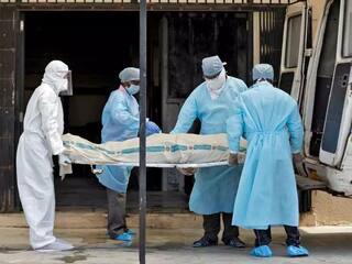 India Covid death toll highest in world WHO release shocking report WHO: கொரோனா மரணங்களை மூடி மறைத்ததா இந்தியா?  WHO வெளியிட்ட அதிர்ச்சி ரிப்போர்ட்!