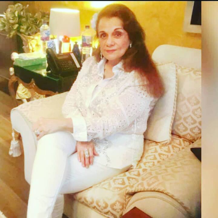 दिग्गज एक्ट्रेस मुमताज़ को बीते दिनों डायरिया की शिकायत के बाद ब्रीच कैंडी हॉस्पिटल में एडमिट करवाया गया था. कुछ दिन के इलाज के बाद एक्ट्रेस डिस्चार्ज हो गई हैं. Photo Credit - Mumtaz Fan Page