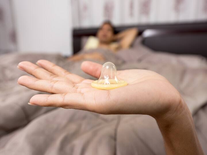 Germany Woman sentenced for poking holes in partner’s condoms Holes To Condoms: ప్రియుడి కండోమ్‌కు సీక్రెట్‌గా రంథ్రాలు చేసిన మహిళ, ఊహించని శిక్ష విధించిన కోర్టు!