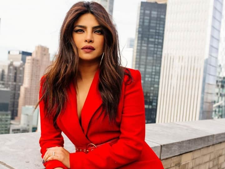 priyanka chopra soon to be back in india for her upcoming film jee le zara shooting | Pryanka Chopra India Tour: प्रियंका चोपड़ा के लिए है गुड न्यूज, इस फिल्म के लिए