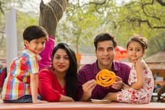 Middle Class Habits: जानिए मिडिल क्लास फैमिली की वो आदतें जो कभी नहीं बदलती