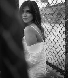 માલવિકા મોહનનનો ફરી જોવા મળ્યો બોલ્ડ અંદાજ, જુઓ હોટ તસવીરો