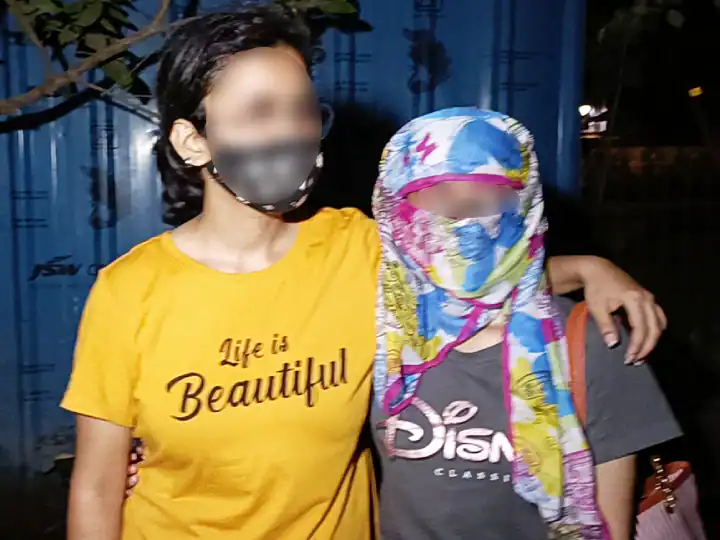 ਦੋ ਕੁੜੀਆਂ ਨੂੰ ਹੋਇਆ ਆਪਸ 'ਚ ਇਸ਼ਕ, ਪਰਿਵਾਰ ਵਾਲੇ ਬਣੇ ਦੀਵਾਰ ਤਾਂ ਦਿੱਲੀ ਤੋਂ ਭੱਜ ਪੁੱਜੀਆਂ ਪਟਨਾ, ਬੋਲੀਆਂ, ਸਰਕਾਰ ਨੇ ਦਿੱਤਾ ਹੱਕ