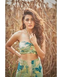 Shalini Pandey Photos: షాలినీ పాండే మరీ ఇంతలా చిక్కిపోయిందేంటి