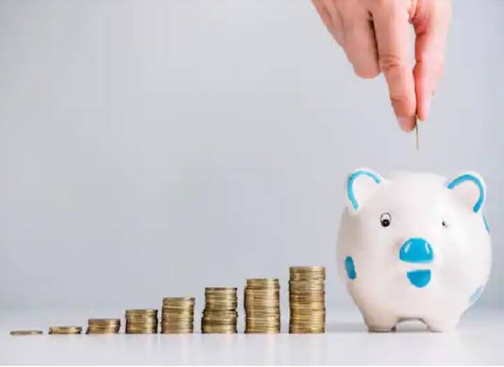 ਦੱਸ ਦੇਈਏ ਕਿ 18 ਸਾਲ ਬਾਅਦ ਜੂਨੀਅਰ ਖਾਤੇ ਦੀਆਂ ਸਾਰੀਆਂ ਸਹੂਲਤਾਂ ਵਾਪਸ ਲੈ ਕੇ ਇਸਨੂੰ ਰੈਗੂਲਰ ਬਚਤ ਖਾਤੇ ਵਿੱਚ ਤਬਦੀਲ ਕਰ ਦਿੱਤਾ ਜਾਵੇਗਾ। ਤੁਸੀਂ ਇਸ ਖਾਤੇ ਨੂੰ ਖੋਲ੍ਹਣ ਲਈ ਕਿਸੇ ਵੀ ਨਜ਼ਦੀਕੀ PNB ਸ਼ਾਖਾ 'ਤੇ ਜਾ ਸਕਦੇ ਹੋ।