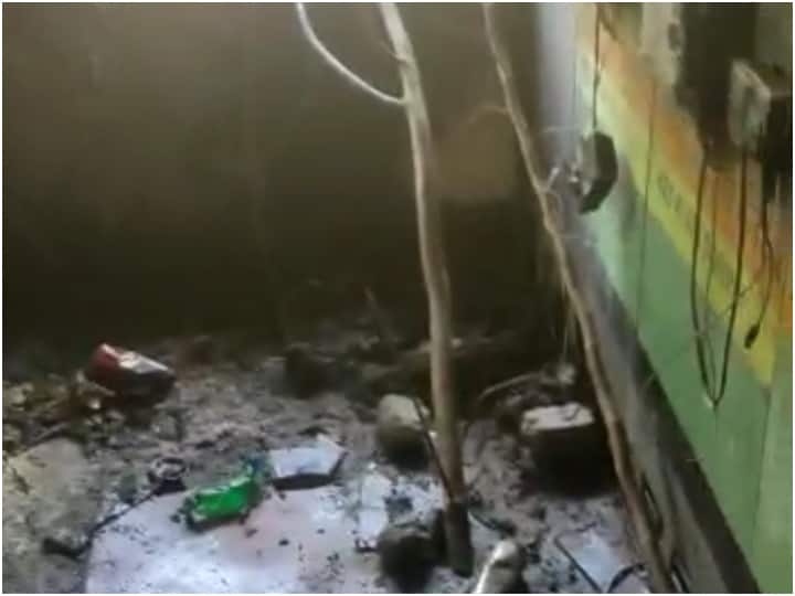 Power Substation set on fire by Angry Villagers in Indore ANN Indore News: बिजली कटने से नाराज ग्रामीणों ने लगाई सबस्टेशन में आग, अब उठा रहे हैं यह परेशानी