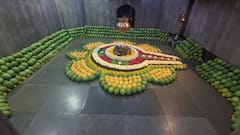 PHOTO : दक्षिण कोकणची काशी कुणकेश्वर चरणी जगप्रसिद्ध देवगड हापूस आंब्यांची आरास