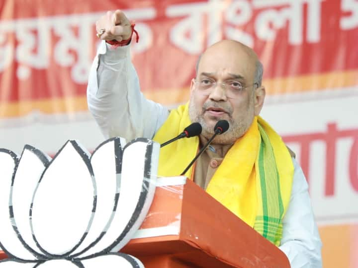 Amit Shah Meets Bengal BJP leaders in kolkata ask to prepare for lok sabha elections 2024 ann Amit Shah Kolkata Visit: लोकसभा चुनाव 2024 के लिए दिया मंत्र, पार्टी नेताओं में भरा जोश, कोलकाता में अमित शाह की मीटिंग की INSIDE STORY