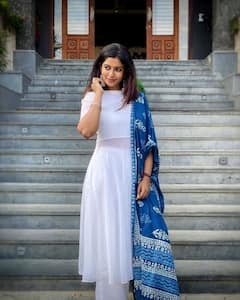 Actress Roshini: கண்ணம்மா கண்ணம்மா அழகு பூஞ்சிலை என்னுள்ளே..நடிகை ரோஷினி லேட்டஸ்ட் க்ளிக்ஸ் !