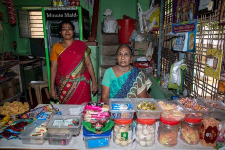 திருச்சி : விதவிதமாய், வித்தியாசமாய் தோசைகள்.. கலக்கும் திருச்சி ராகவேந்திரா அன்னபூரணி மெஸ்