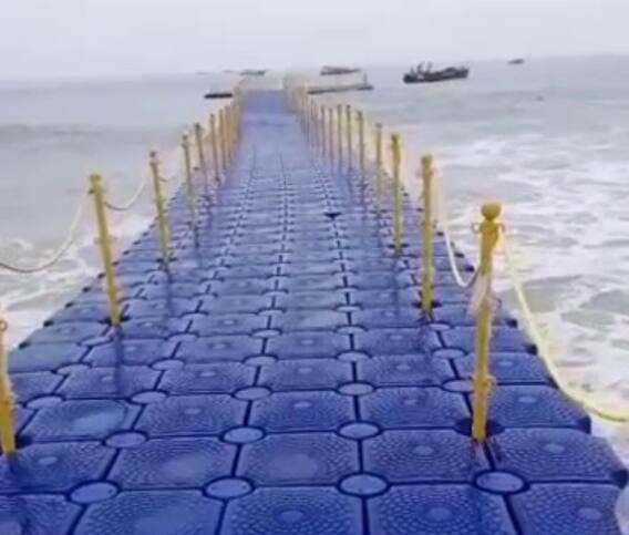 Karnataka’s First Floating Bridge: మాల్పె బీచ్ లో తొలి ఫ్లోటింగ్ బ్రిడ్జి ప్రారంభం | ABP Desam
