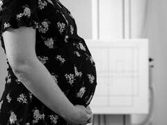 National Family Health: भारत में घट रही प्रजनन दर लेकिन इन पांच राज्‍यों में अब भी पैदा हो रहे ज्‍यादा बच्‍चे