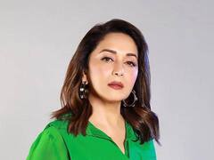 PHOTO: वयाच्या 54 व्या वर्षीही माधुरी दिसते खूप सुंदर, नवं फोटोशूट पाहिलं का?