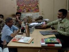 Hapur News: वाणिज्य कर विभाग का इलेक्ट्रॉनिक कंपनी पर छापा, करोड़ों रुपये के बिल गबन कर राजस्व चोरी करने का मामला