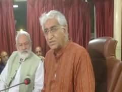 Chhattisgarh Politics: बस्तर दौरे से लौटते ही स्वास्थ्य मंत्री टी एस सिंह देव ने दिया बड़ा बयान, बोले इज्जत देना आप नहीं सिखा सकते