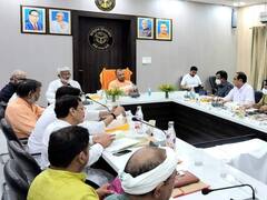 सीएम योगी आदित्यनाथ की सख्त चेतावनी, बोले- बिना परमिशन ना निकले कोई जूलुस, धर्मस्थल पर ही हों कार्यक्रम