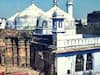 Gyanvapi Survey: हिंदू पक्ष का दावा- तहखानों में मिले मूर्तियों के भग्नावशेष, शरारती तत्वों ने भर दी थी मिट्टी