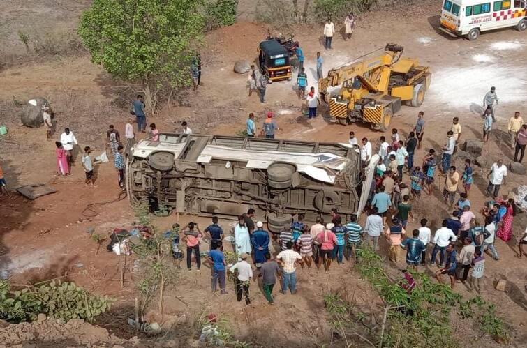 Raigad Accident Ghonse ghat bus accident many persons dead and injured Raigad Accident : रायगडच्या घोणसे घाटात बसचा भीषण अपघात! तिघांचा मृत्यू; 33 जण जखमी