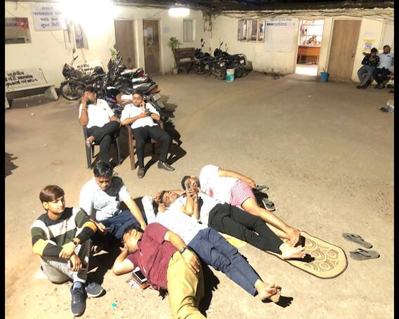 સુરતમાં આમ આદમી પાર્ટી પર ભાજપના 20થી વધુ લોકોએ હુમલો કર્યાનો લગાવ્યો આરોપ