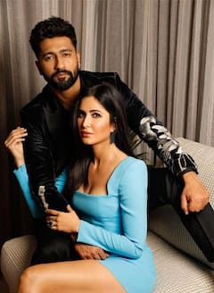 Mother's Day 2022 : 'मदर्स-डे' स्पेशल; विकी-कतरिनाचं मातृप्रेम, शेअर केले आईसोबतचे खास फोटो