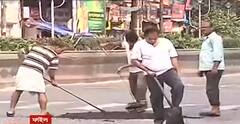 Kolkata Road: শহরের ৯টি বড় রাস্তায় মেকানাইক ম্যাস্টিক অ্যাসফল্টামের কাজ শুরুর পরিকল্পনা।Bnagla News