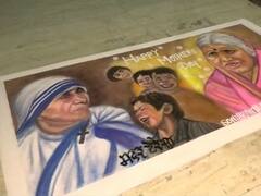 Mothers Day : मदर्स डे निमित्त मदर टेरेसा, सिंधूताई सपकाळ यांची रांगोळी