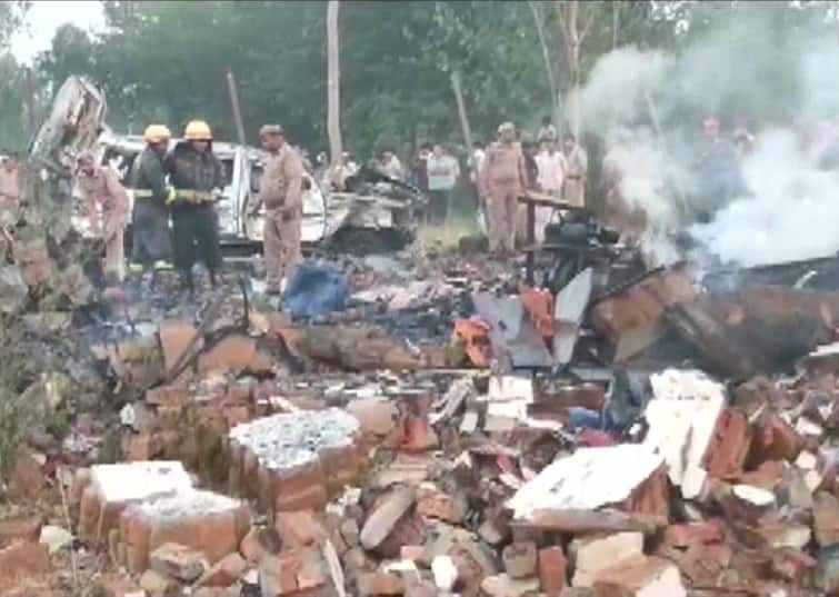 Explosion in firecracker factory in Saharanpur, three killed including factory owner ann Saharanpur Firecracker Factory Blast: सहारनपुर में पटाखा फैक्ट्री में धमाका, मालिक सहित तीन की मौत, कई मजदूर अभी भी गायब