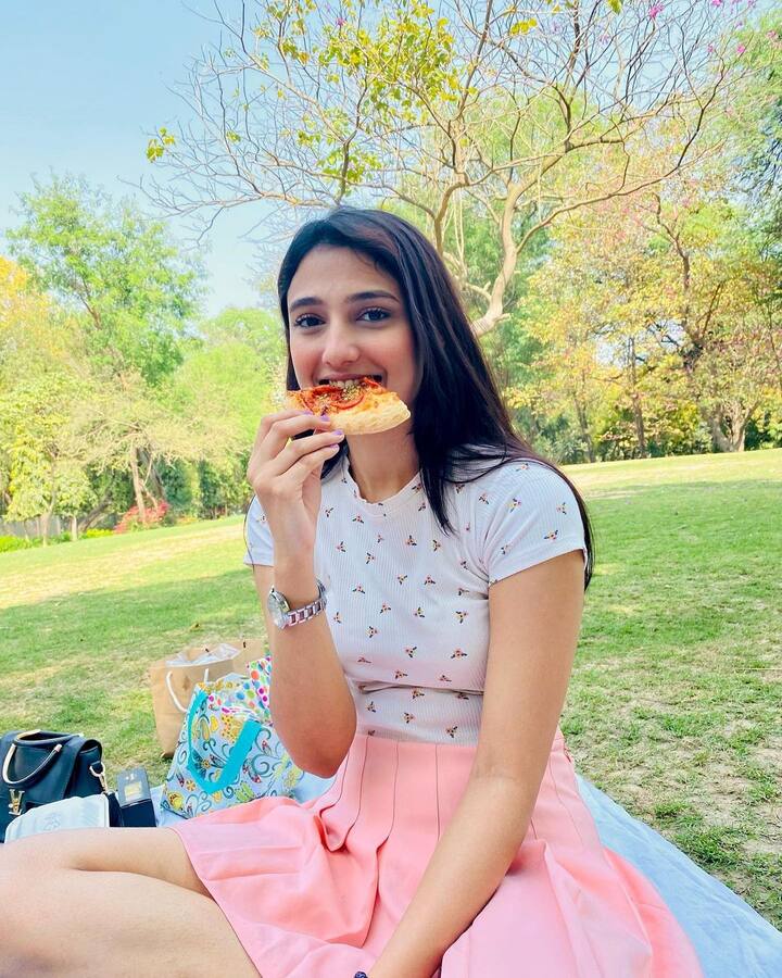రితికా నాయక్ అందమైన ఫోటోలు -Image credit:Ritika Nayak/Instagram