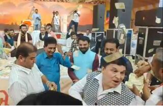 કીર્તિદાન ગઢવીના ડાયરામાં અલ્પેશ ઠાકોર અને કાંધલ જાડેજાએ કર્યો રૂપિયાનો વરસાદ