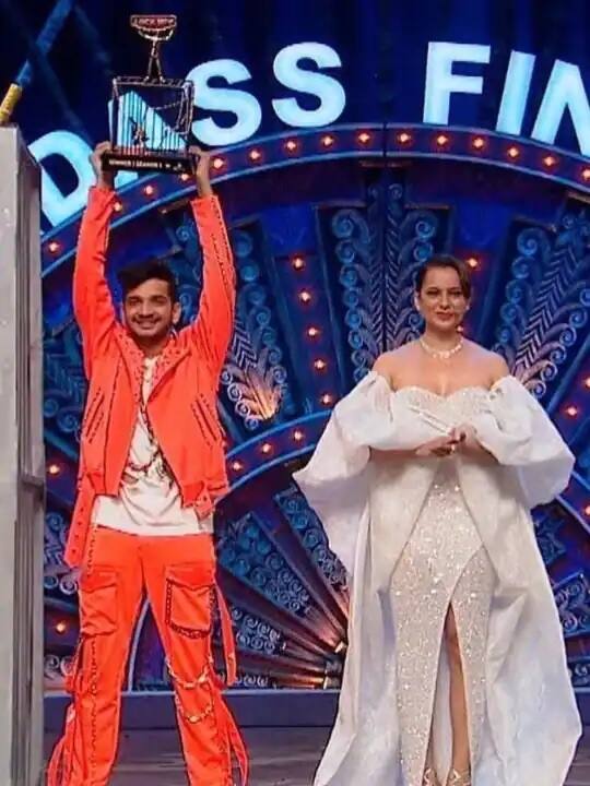 Lock Upp Winner Munawar Faruqui : મિલિયન ડોલરની સ્માઈલ સાથે મુનવ્વર ફારૂકીની ઘણી તસવીરો અને વીડિયો અત્યારે વાયરલ થઈ રહ્યા છે, જેમાં તે હાથમાં ટ્રોફી પકડેલો જોવા મળી રહ્યો છે.