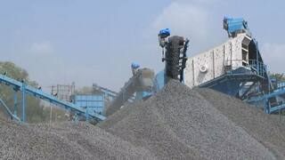 ક્વોરી માલિકો સરકાર સાથે લડી લેવાના મૂડમાં, માંગ નહિ સ્વીકારાય ત્યાં સુધી કામ બંધ રાખવાની ચીમકી