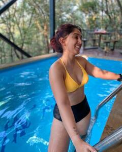 Ira celebrates birthday with pool time: इरा खान ने बिकनी में आमिर फैमिली के संग काटा अपना बर्थडे केक